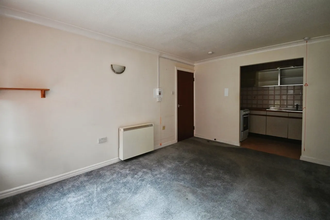 Eastfield Road, Peterborough, PE1, photo 17