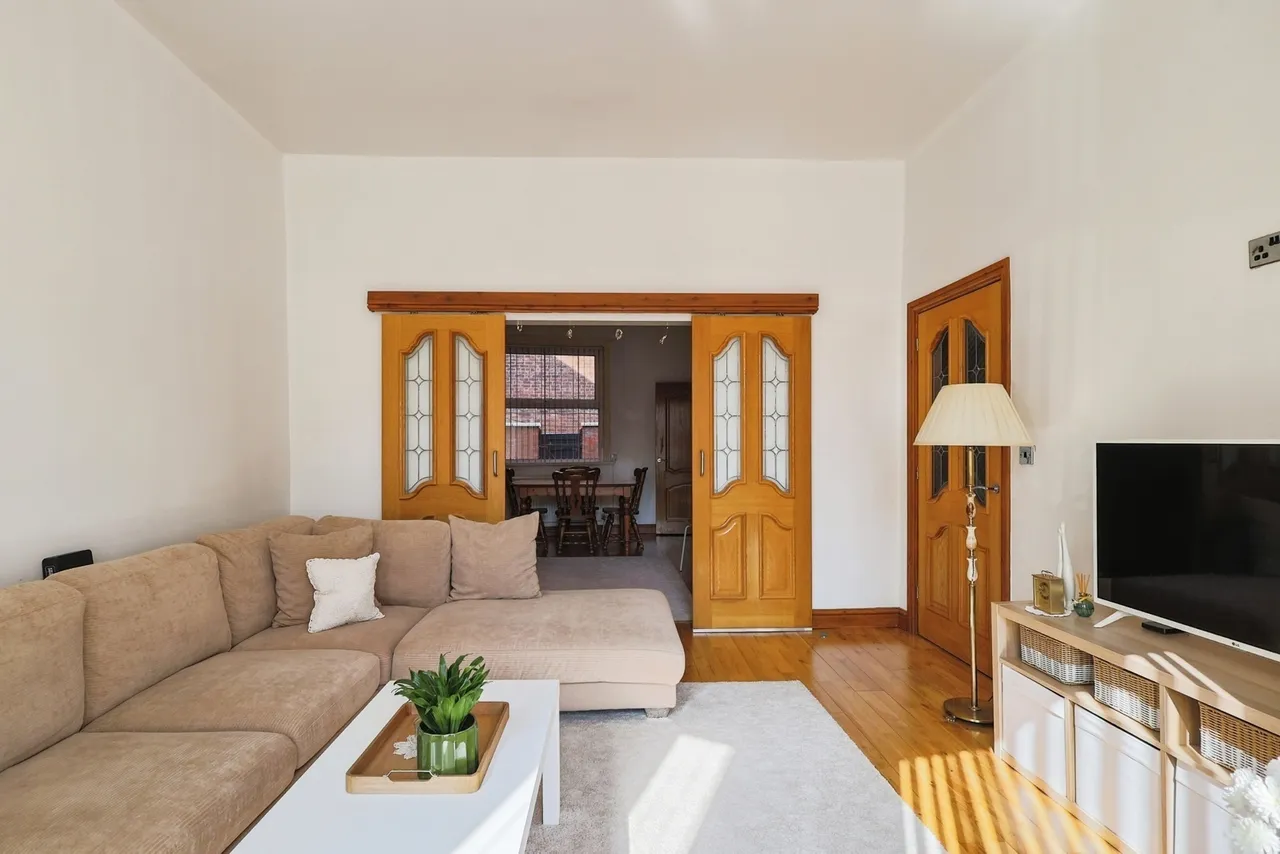 Mossley Road, Ashton-under-Lyne, Greater Manchester, OL6, photo 5