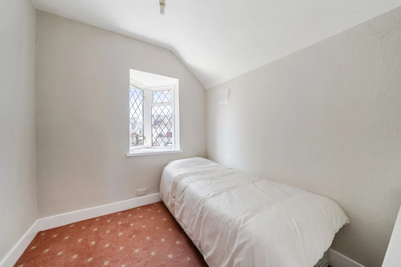 Wricklemarsh Road, SE3, photo 8