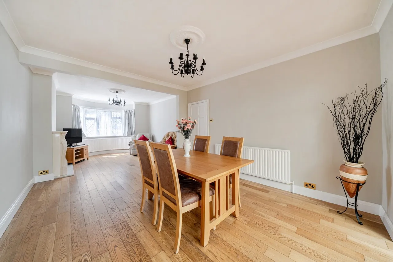 Wricklemarsh Road, SE3, photo 2