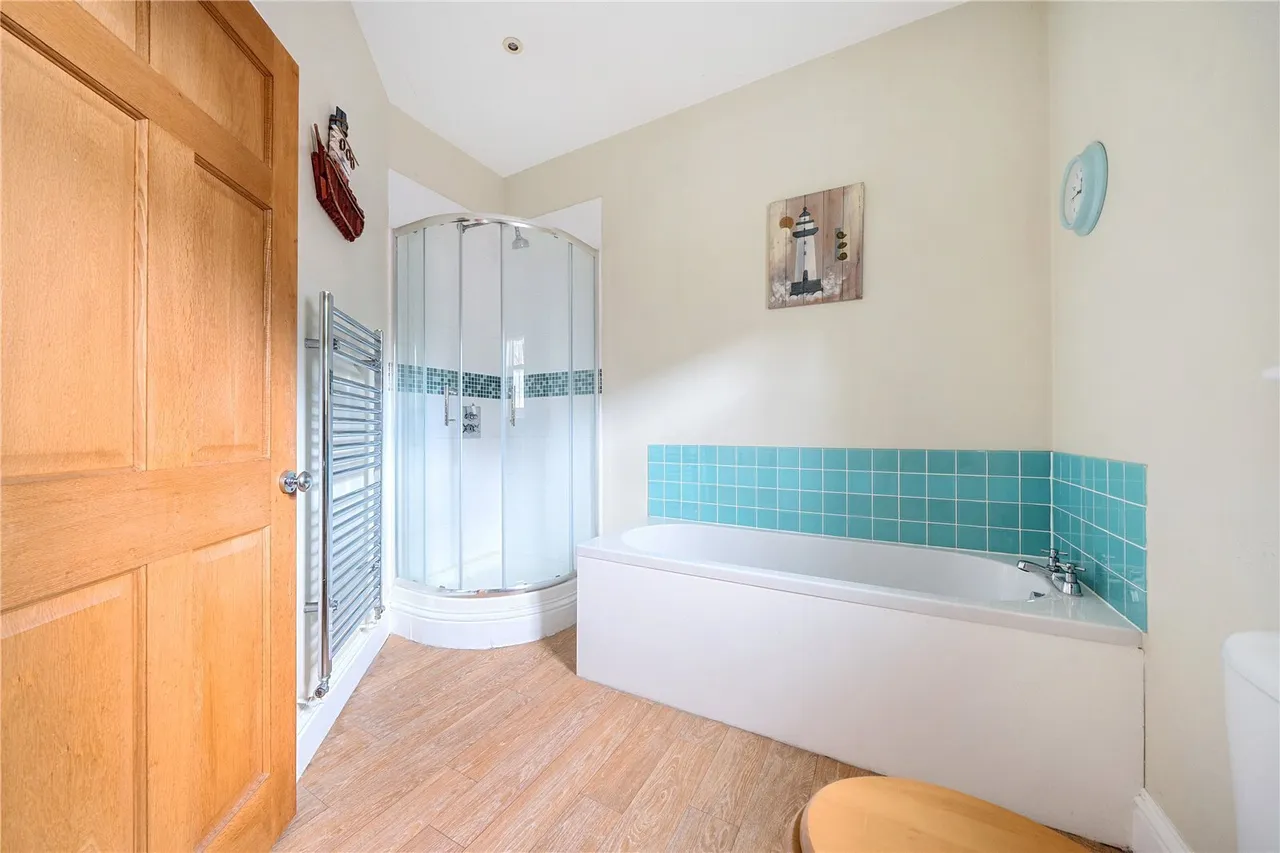 Main Road, Wilby, NN8, photo 9