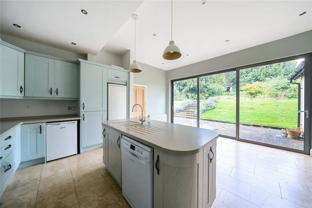 Main Road, Wilby, NN8, photo 4