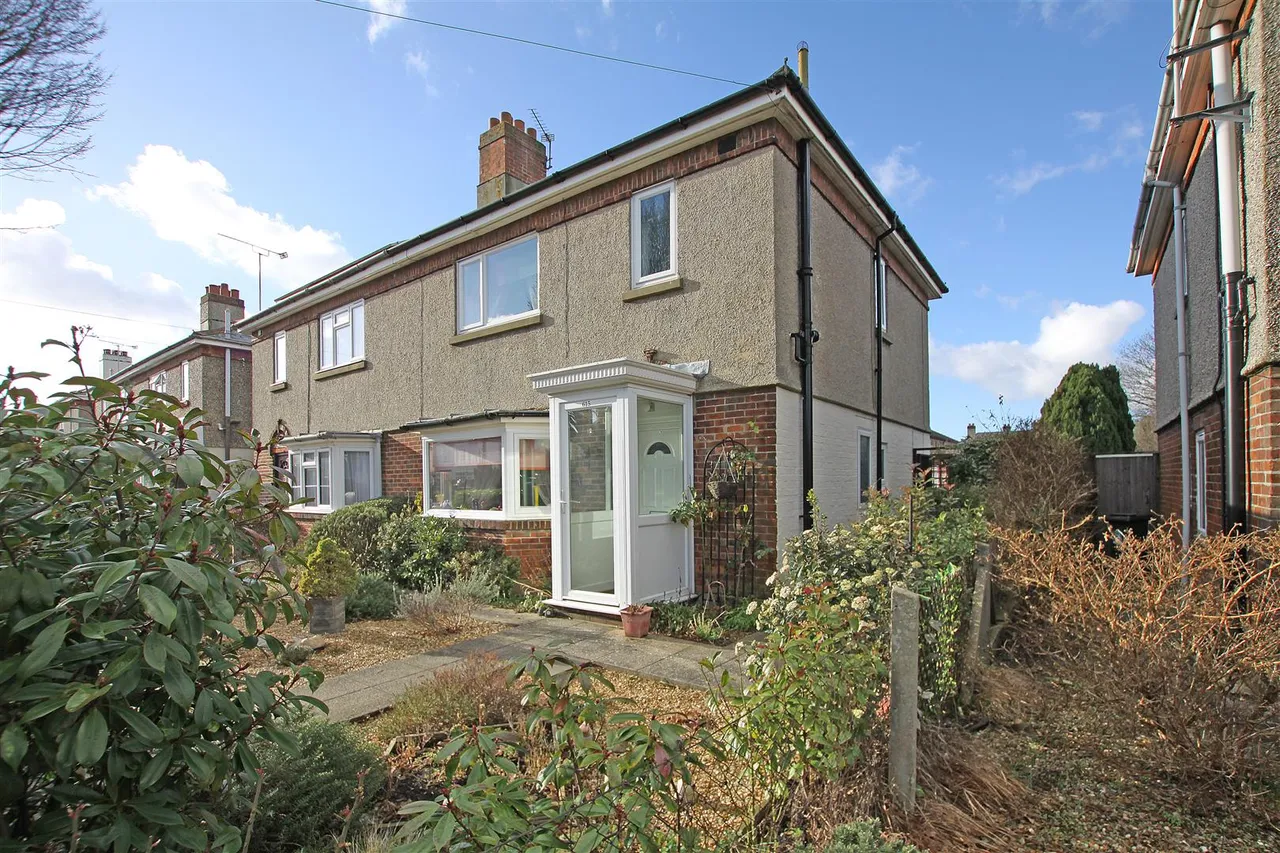 3 bed house for sale — Charminster Road, Bournemouth