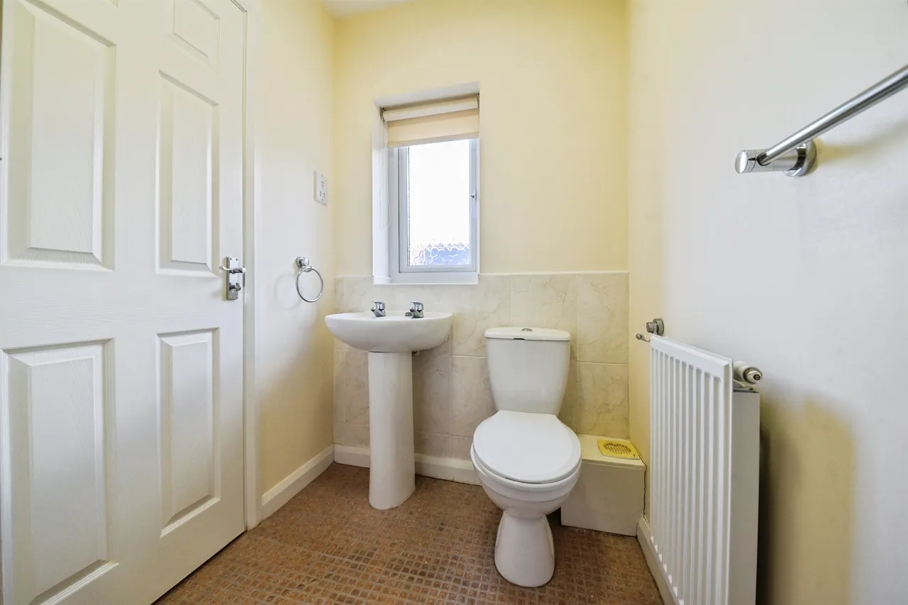 Kinross Road, Sleaford, photo 7