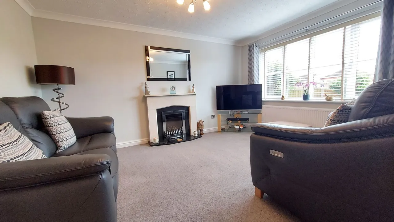 Betjeman Close, BOURNE, PE10, photo 9