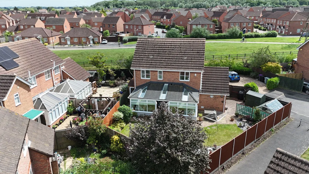 Betjeman Close, BOURNE, PE10, photo 37