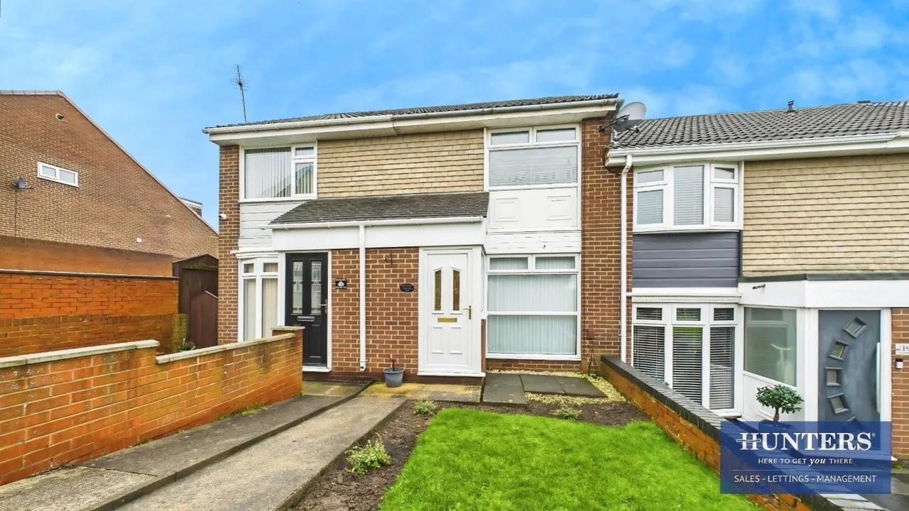 2 bed house for sale — Stockley Avenue, Sunderland