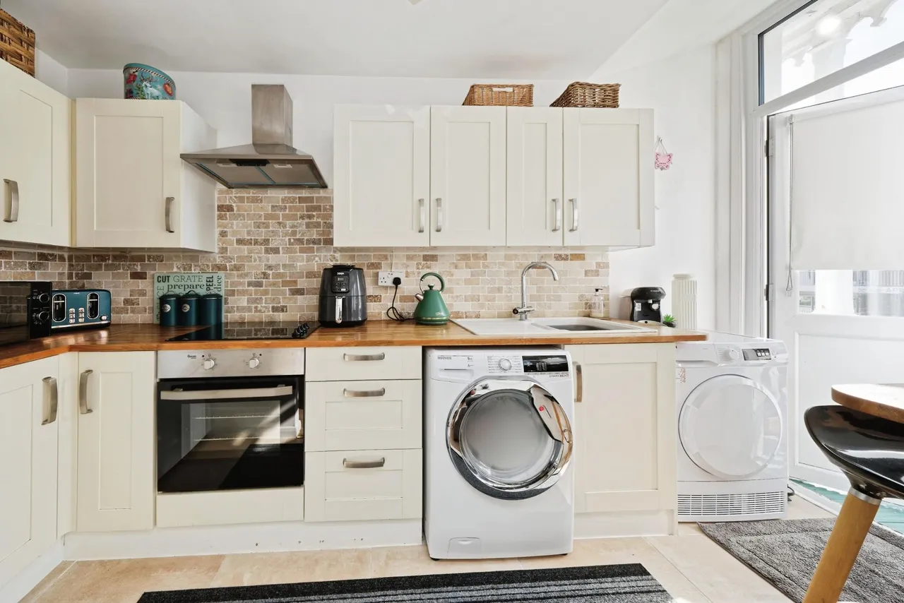 Alfred Road, Birchington, CT7, photo 4