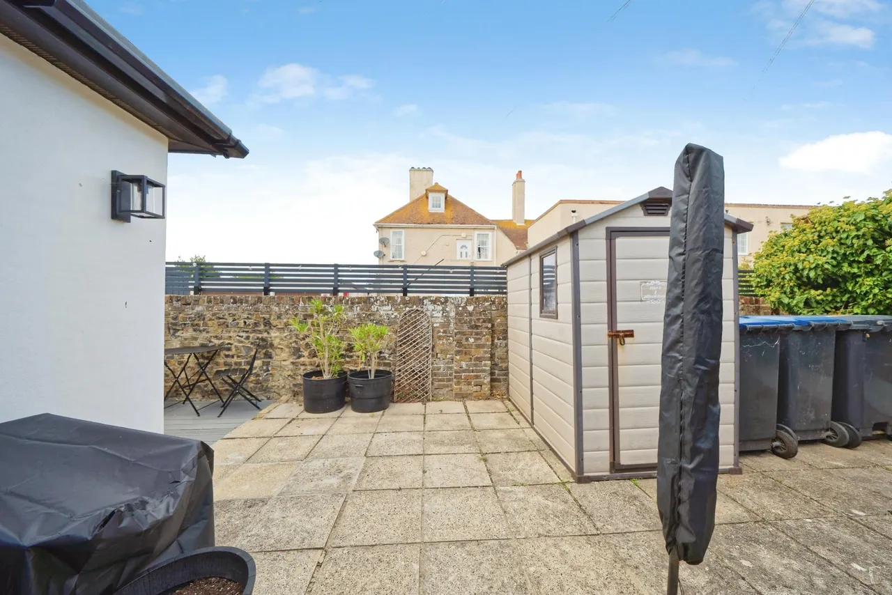 Alfred Road, Birchington, CT7, photo 16