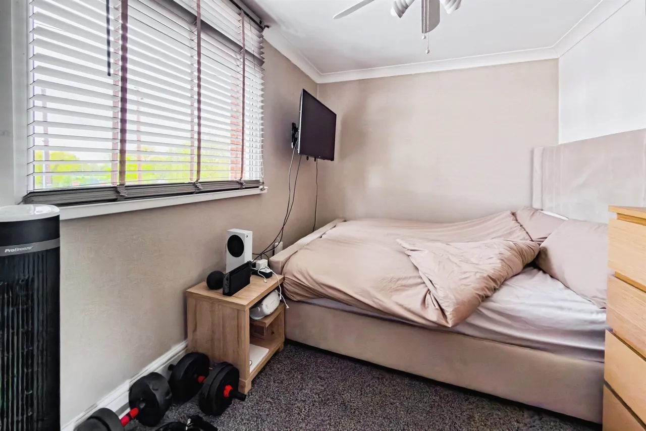 Bossington Close, Bransholme, Hull, photo 11