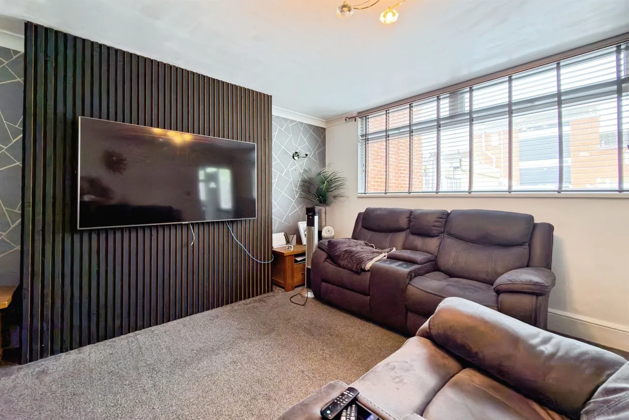 Bossington Close, Bransholme, Hull, photo 3