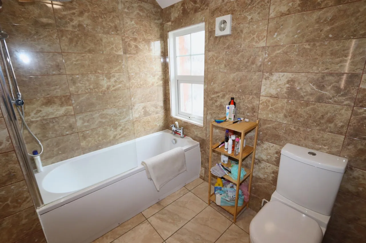 Huntingdon Road, Thrapston, NN14, photo 6