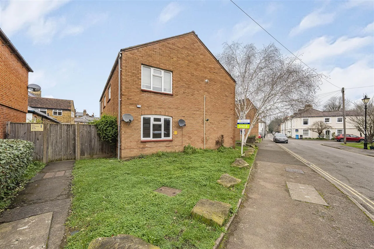 Tangier Lane, Eton, Windsor, SL4 6AH, photo 6
