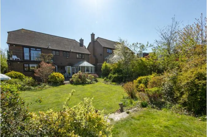 Glenleigh Walk, Robertsbridge, TN32, photo 50