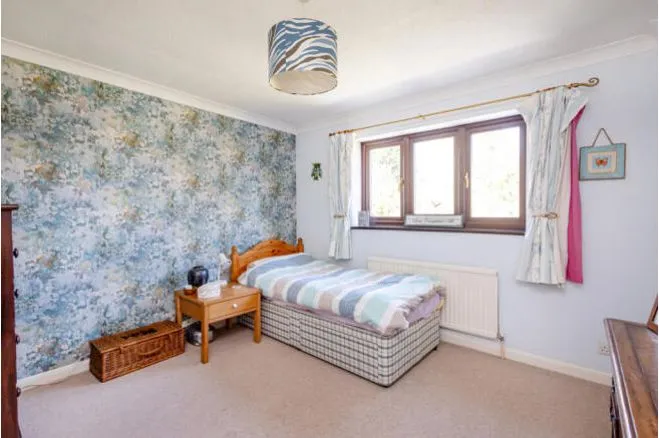 Glenleigh Walk, Robertsbridge, TN32, photo 41
