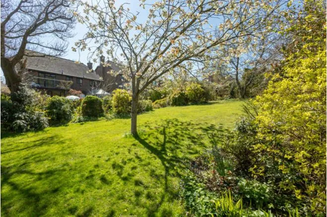 Glenleigh Walk, Robertsbridge, TN32, photo 52