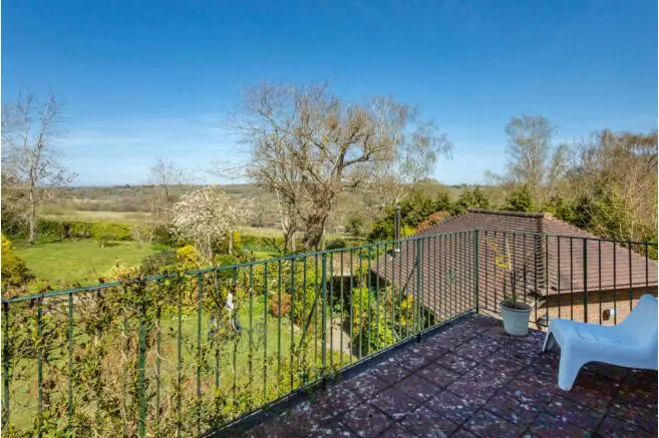 Glenleigh Walk, Robertsbridge, TN32, photo 46