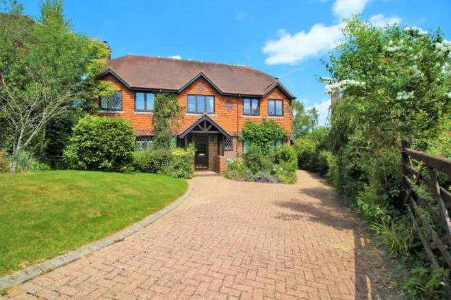 Glenleigh Walk, Robertsbridge, TN32, photo 18