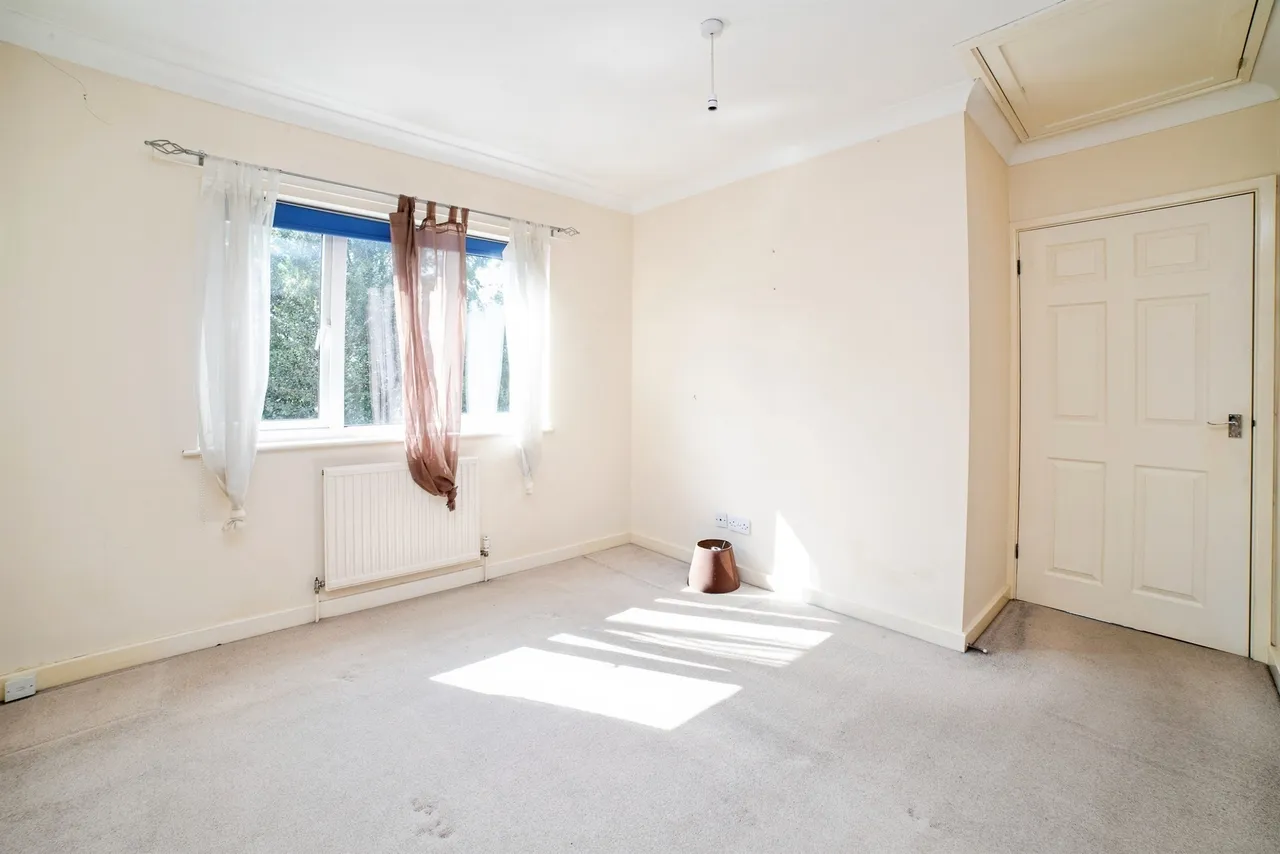 Meden Crescent, Sutton-In-Ashfield, NG17, photo 6