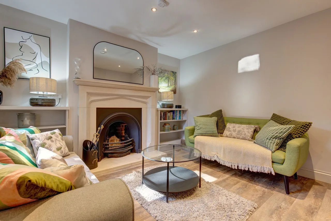 Beautifully restored and extended det, photo 5