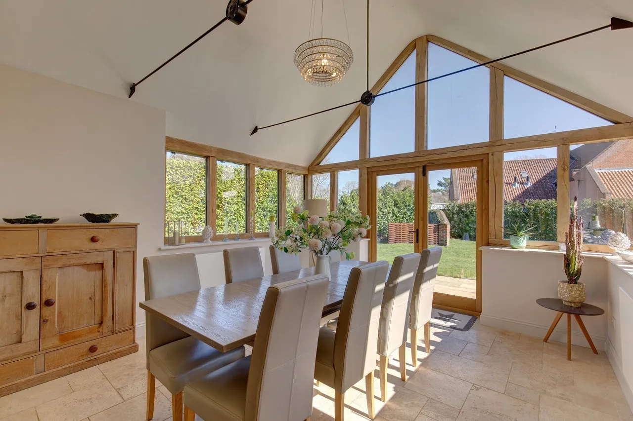 Beautifully restored and extended det, photo 8