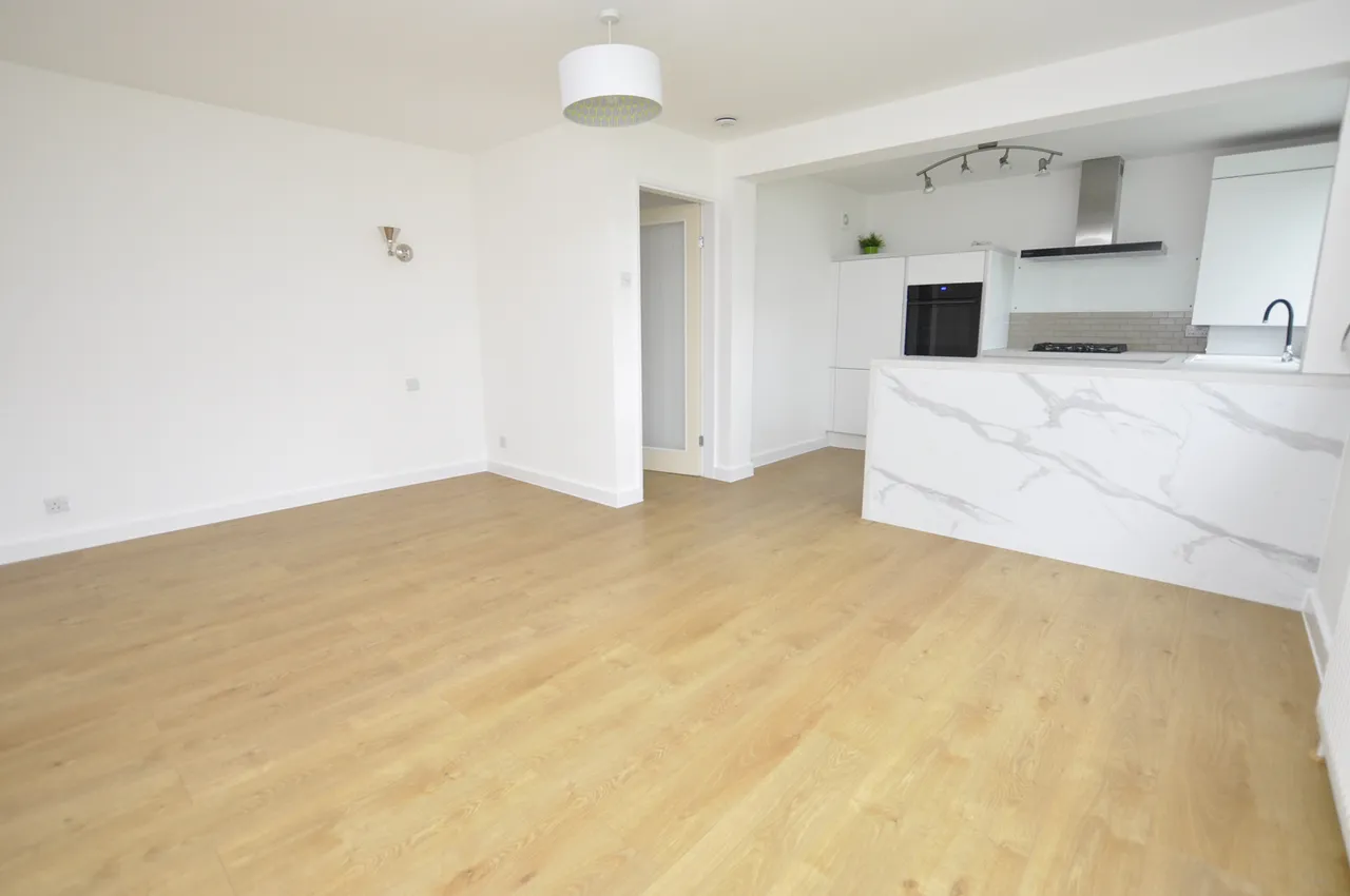 80 Haig Court, Chelmsford, Essex, CM2 0BJ, photo 2