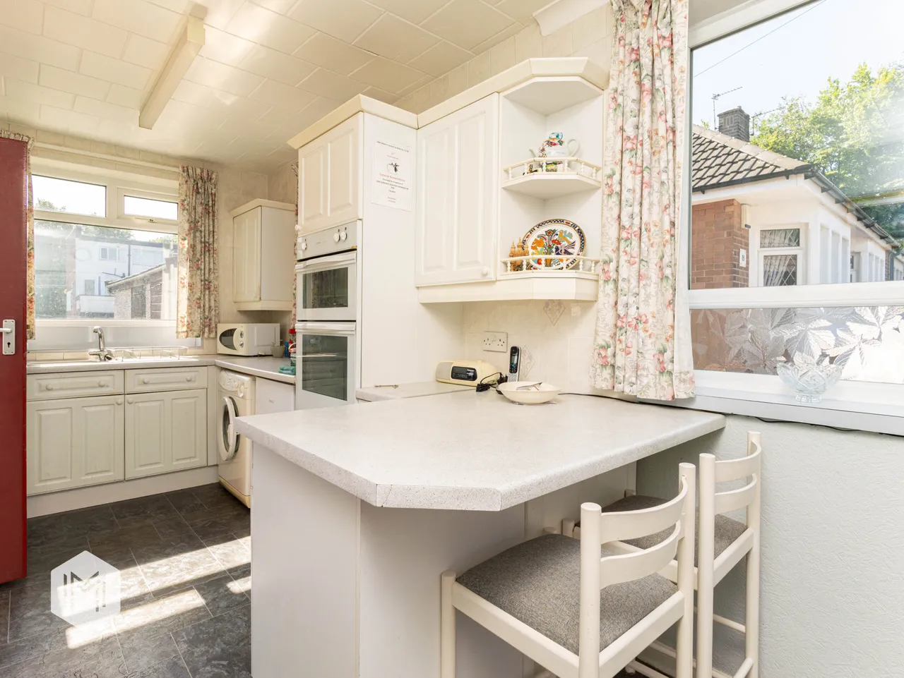 Middleton Drive, Bury, BL9 8DT, photo 3