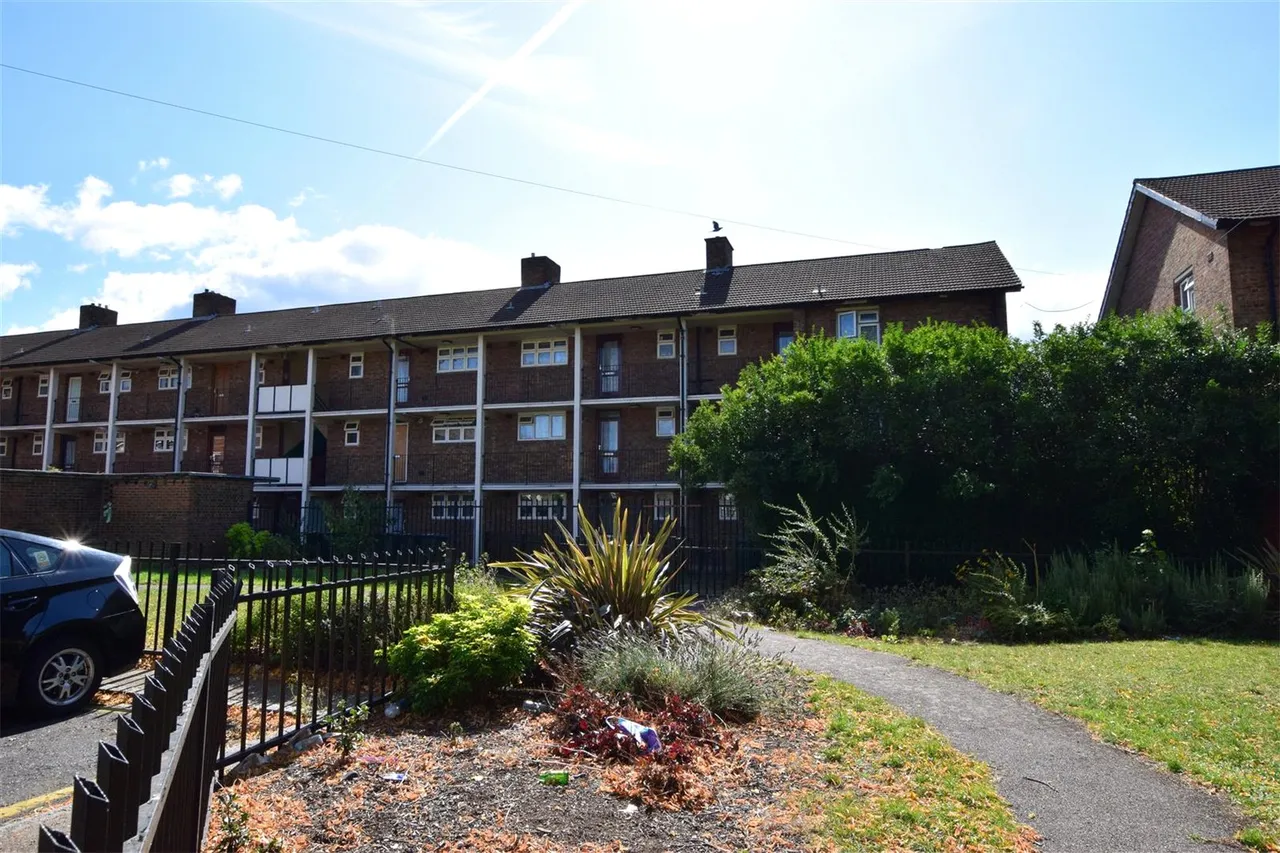 Kings Court, London, E13, photo 7