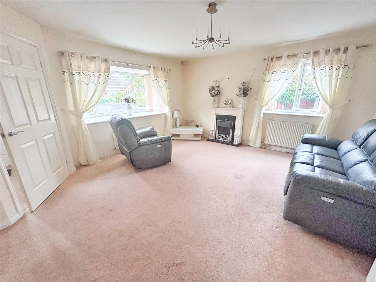 Chanters Close, Blackley, M9, photo 6