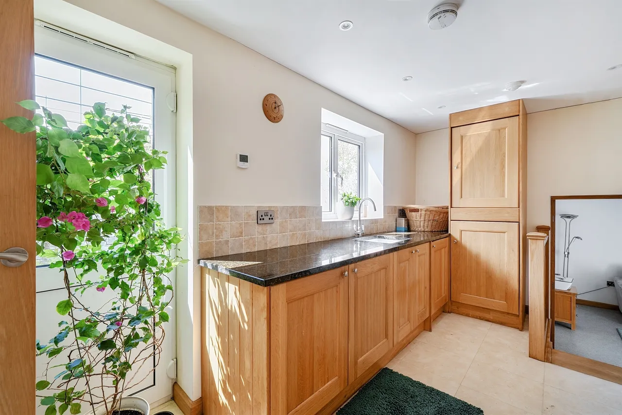 Chapel Lane, Dinnington, Hinton St. George, photo 8
