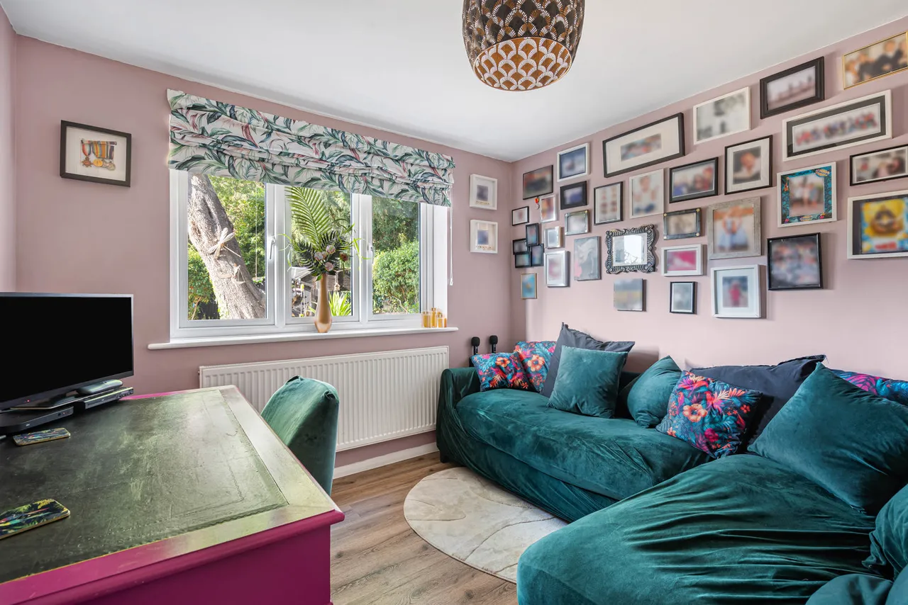 Little Green Lane, Chertsey, KT16, photo 11