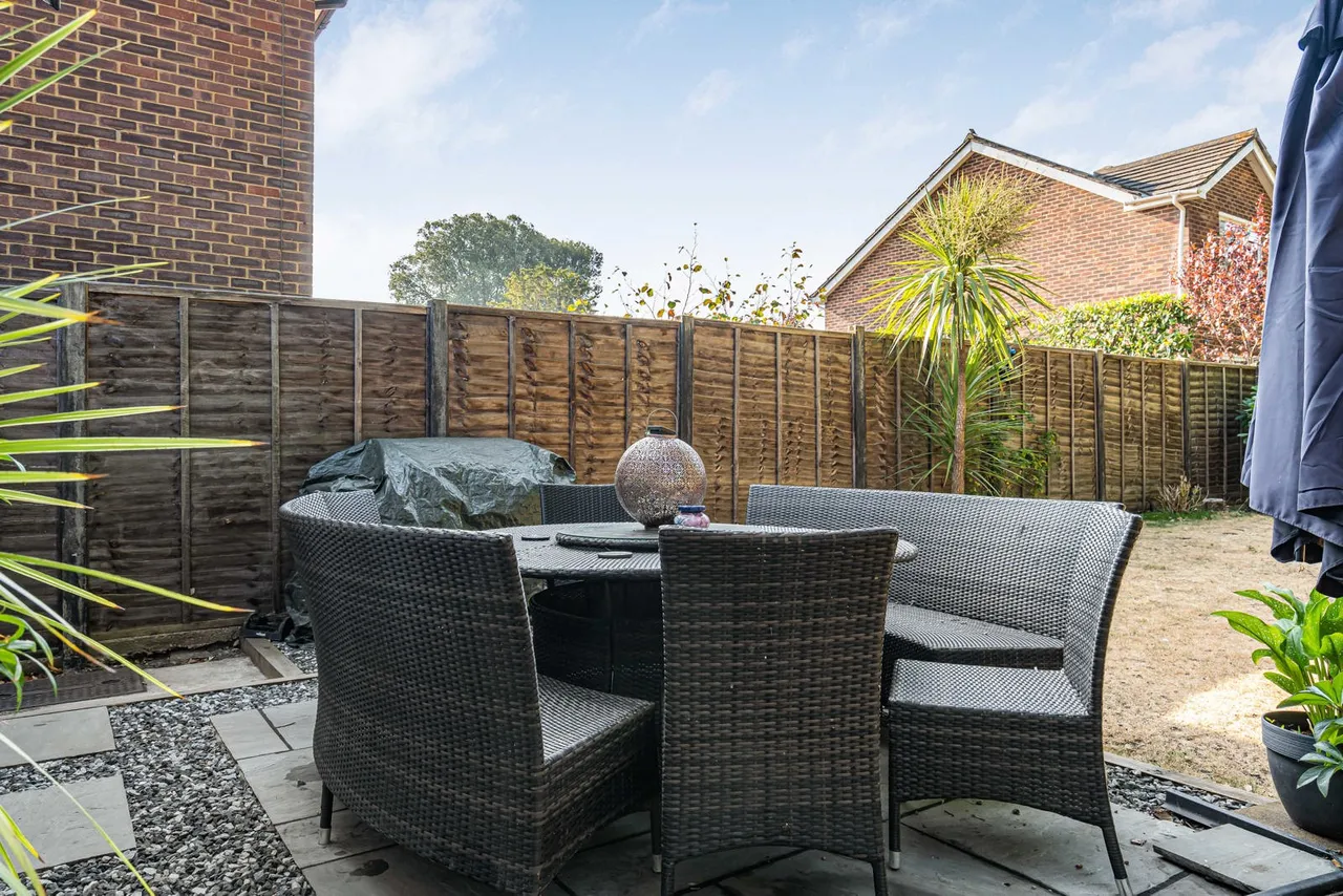 Little Green Lane, Chertsey, KT16, photo 31
