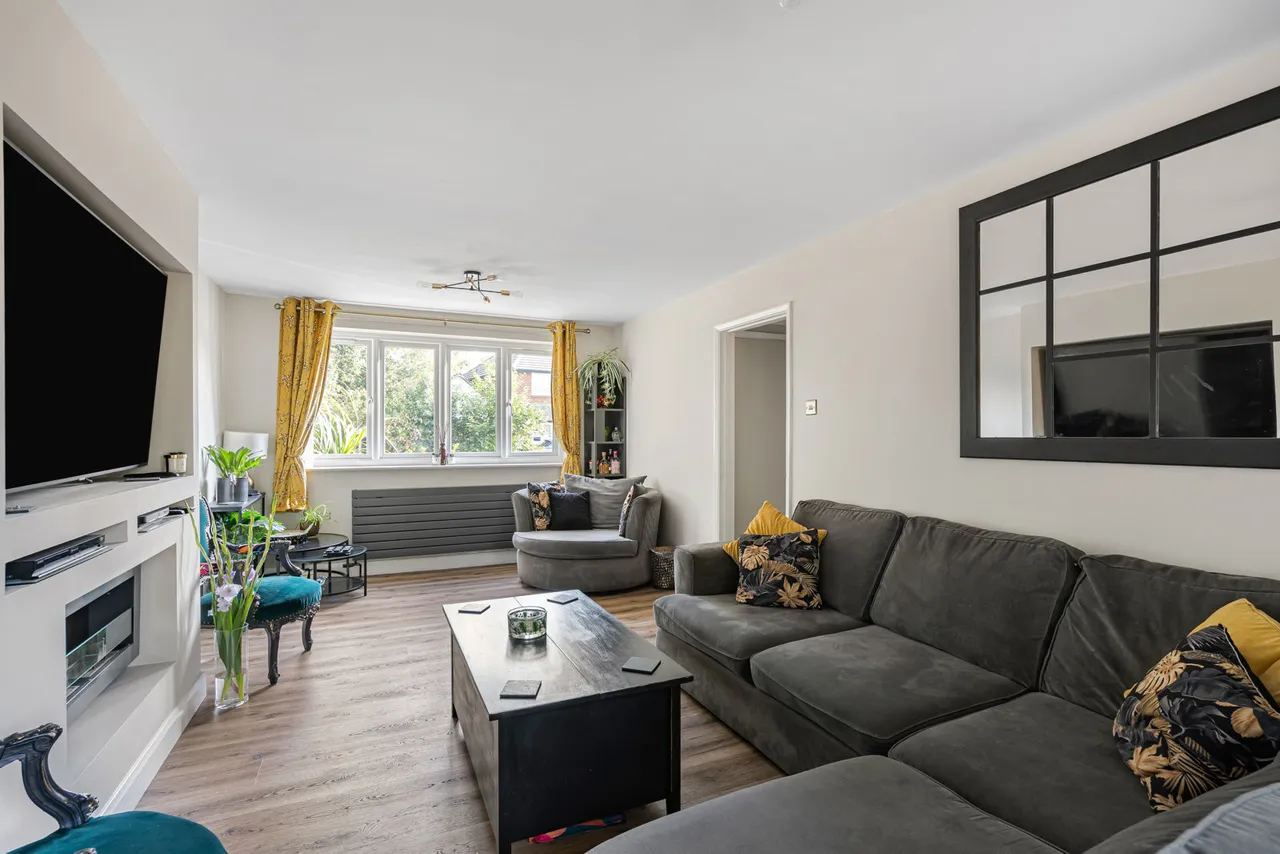 Little Green Lane, Chertsey, KT16, photo 8