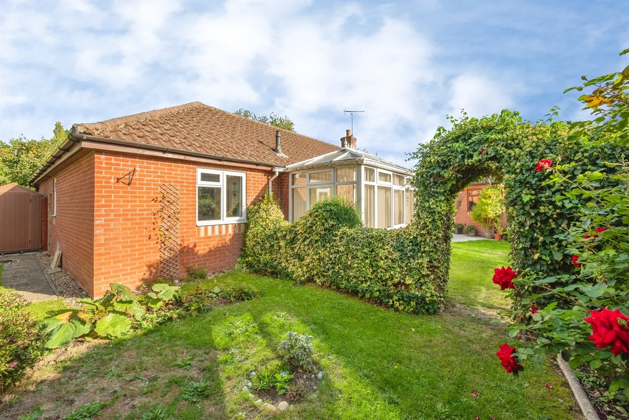 Bluebell Road, North Walsham, NR28, photo 3