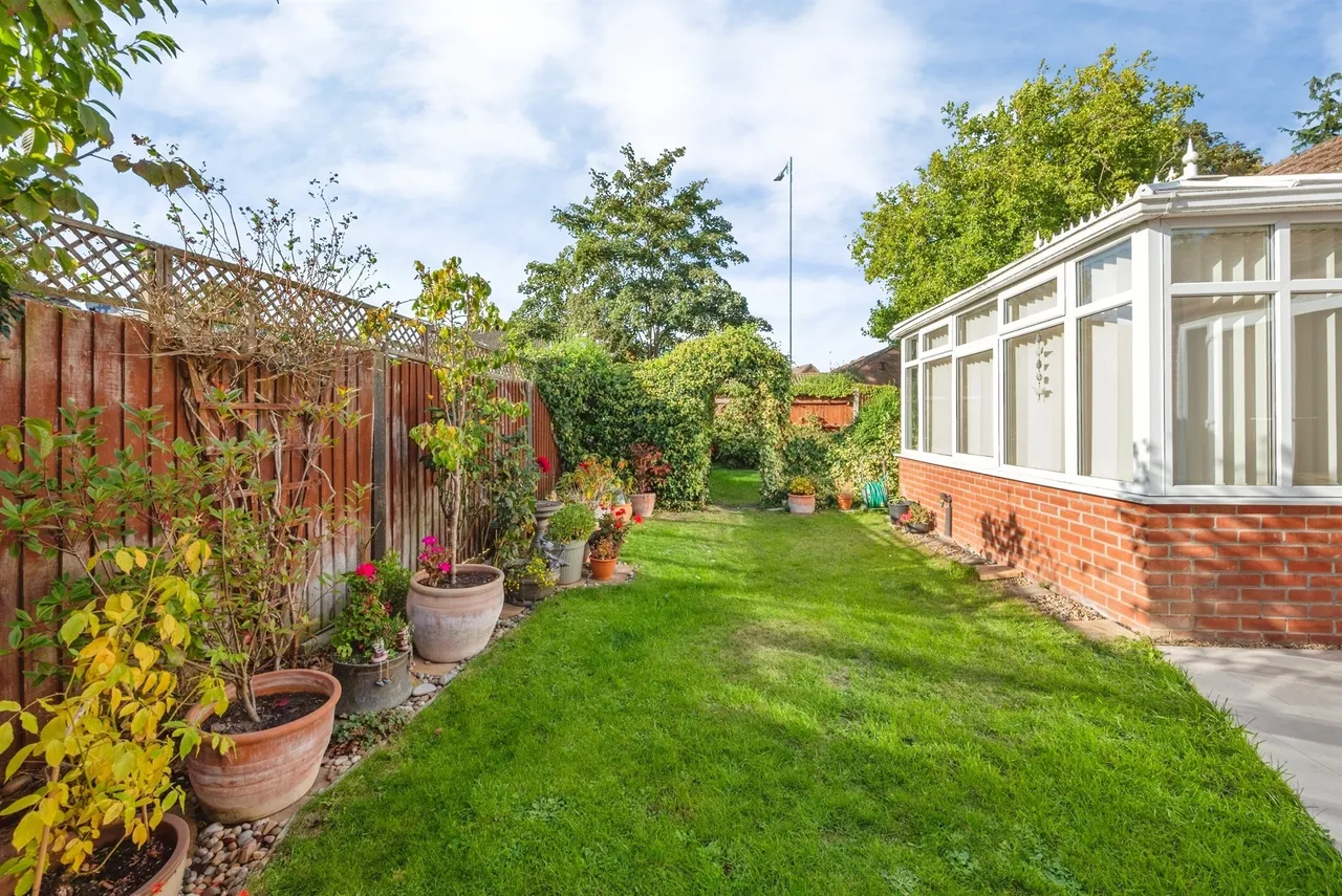 Bluebell Road, North Walsham, NR28, photo 21