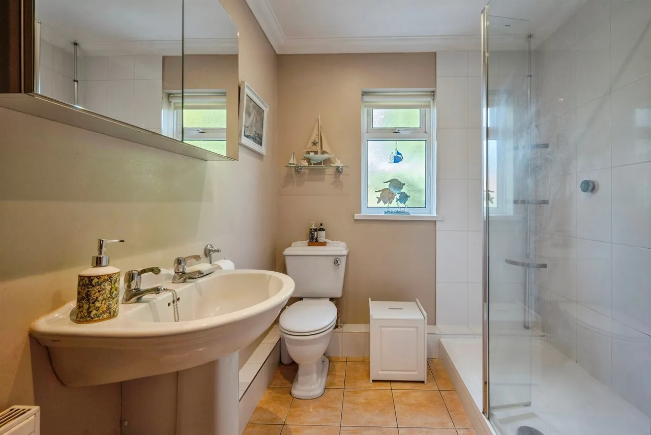 Bluebell Road, North Walsham, NR28, photo 15