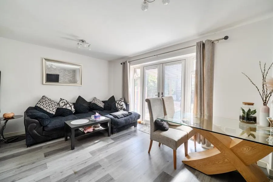 Bourton Road, Banbury, OX16, photo 2