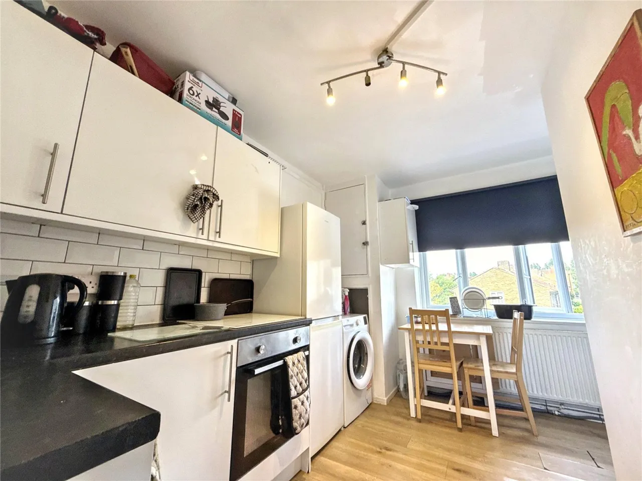 Stroud Crescent, London, photo 2