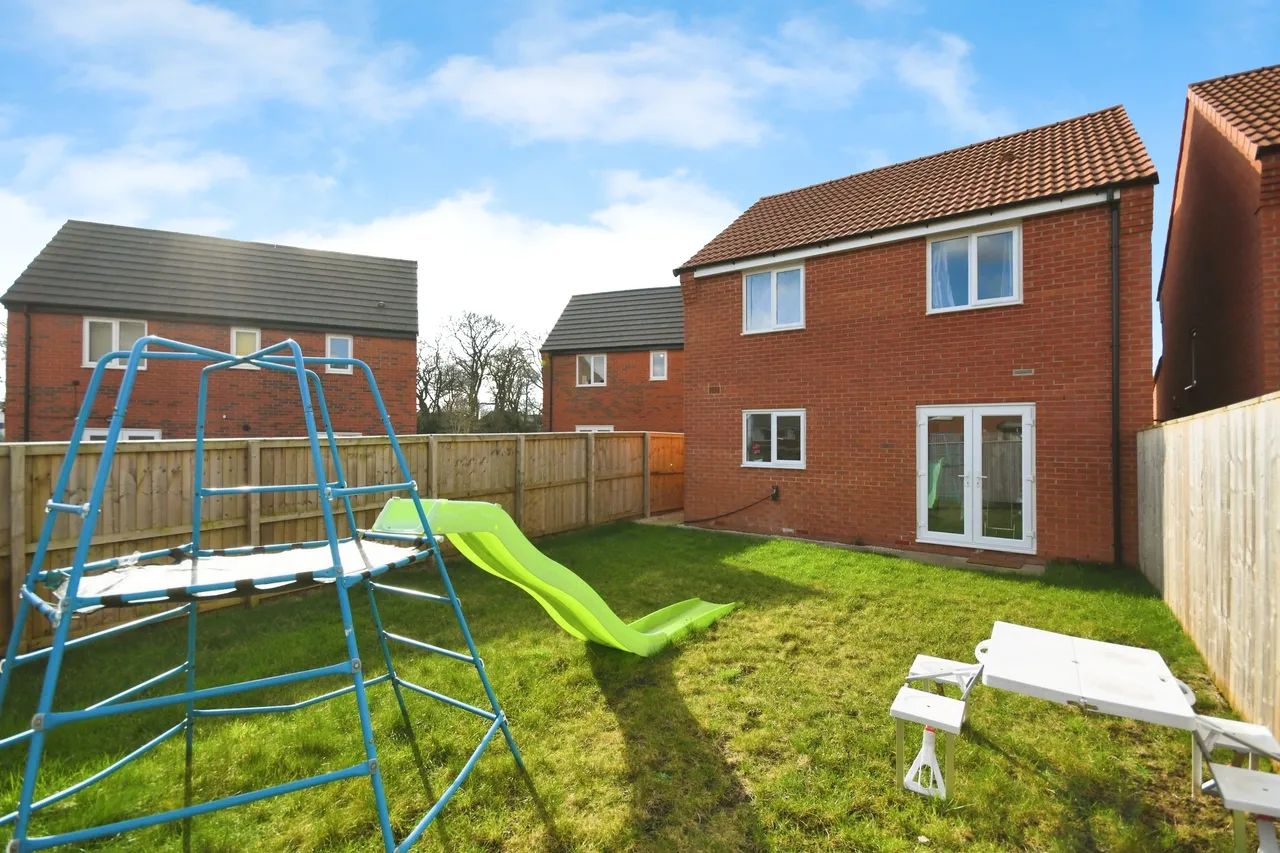 Aster Road, Mansfield, NG20, photo 3