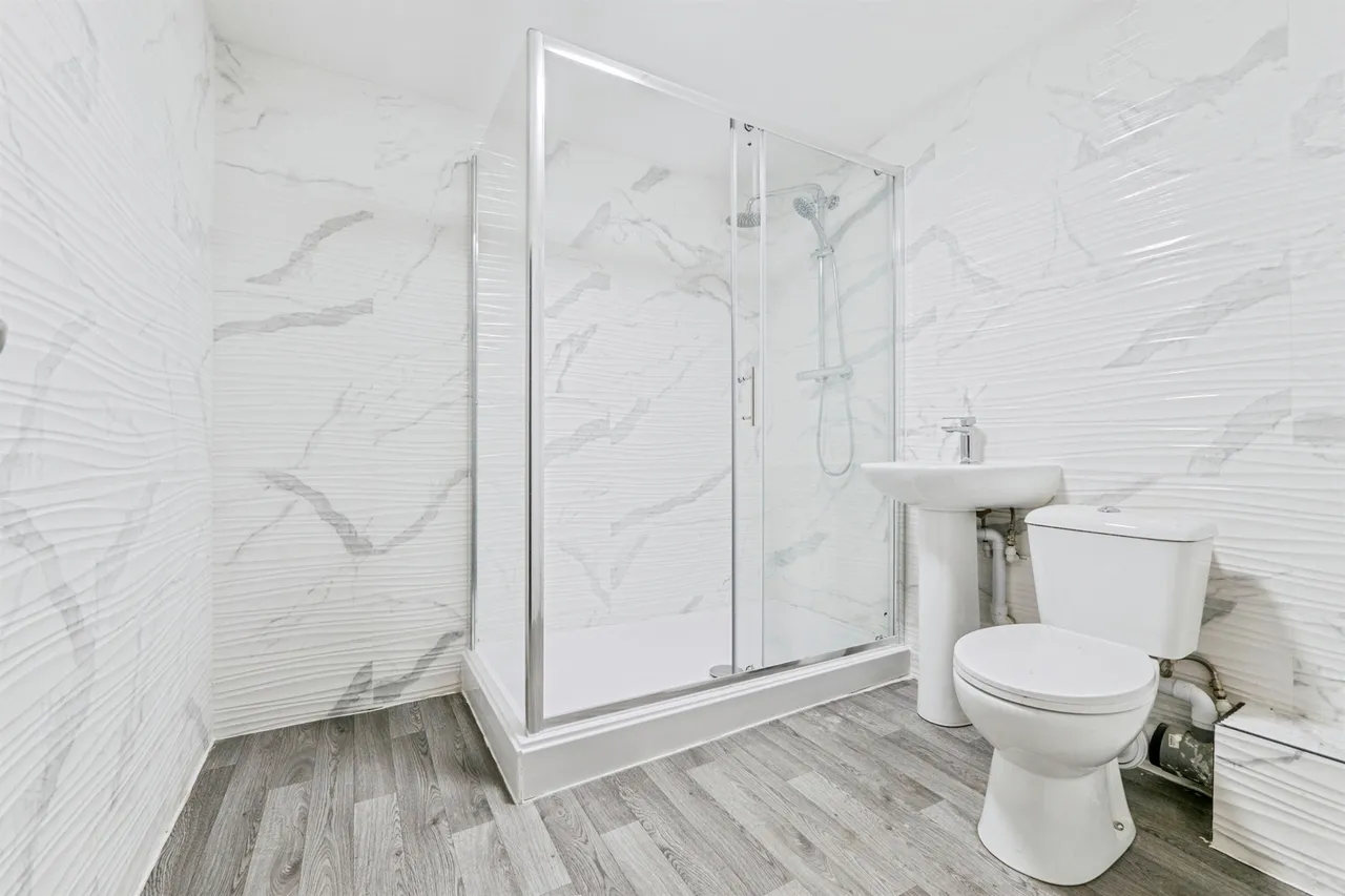 Holton Road, Barry, CF63, photo 7