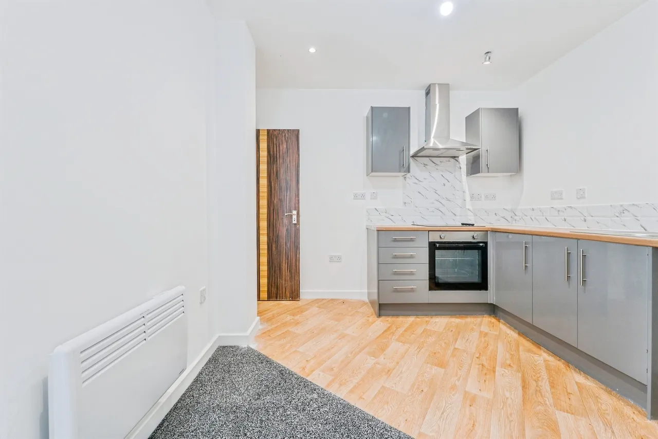 Holton Road, Barry, CF63, photo 16