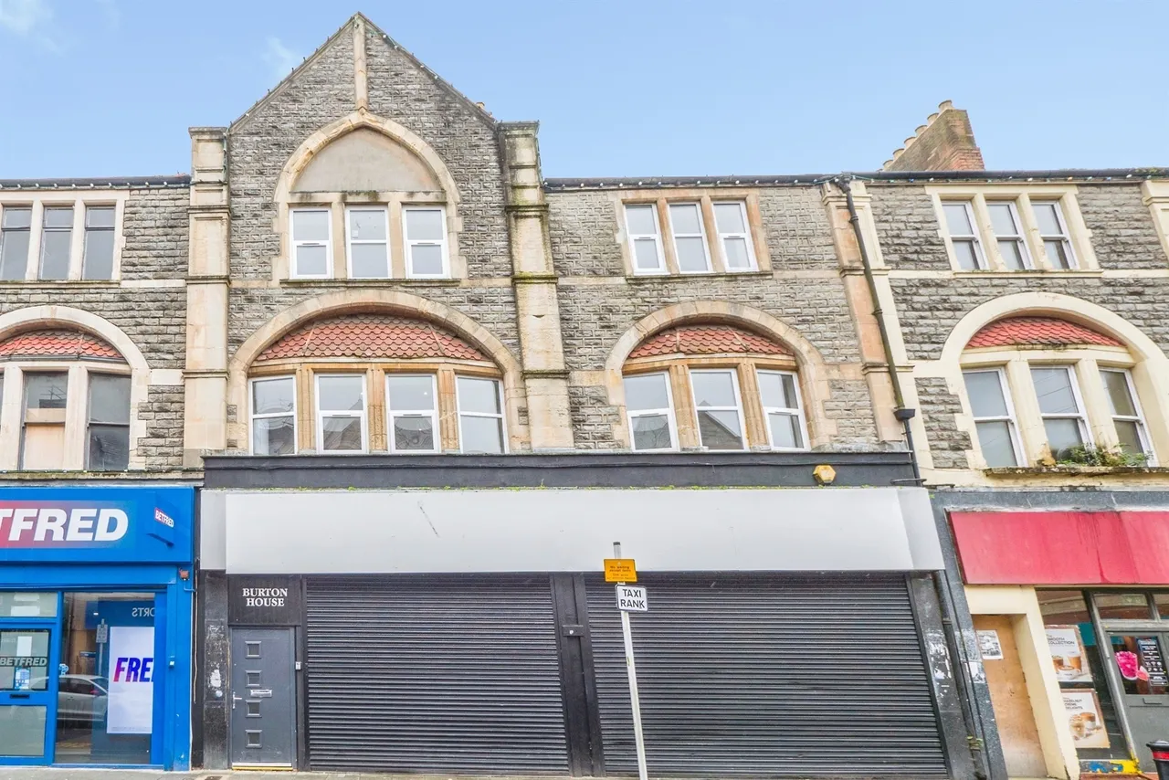 13 bed house for sale, Holton Road, Barry, CF63