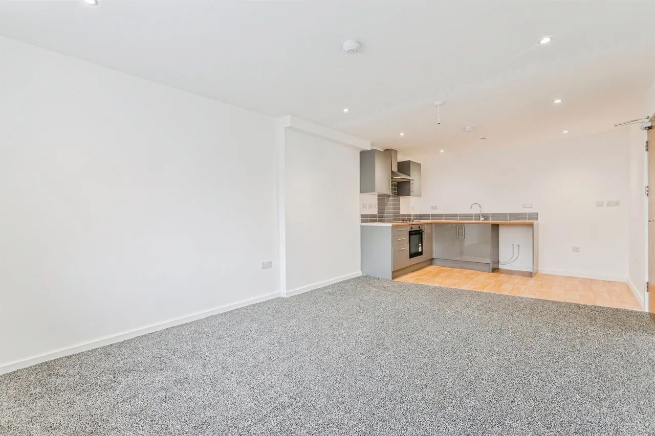 Holton Road, Barry, CF63, photo 2