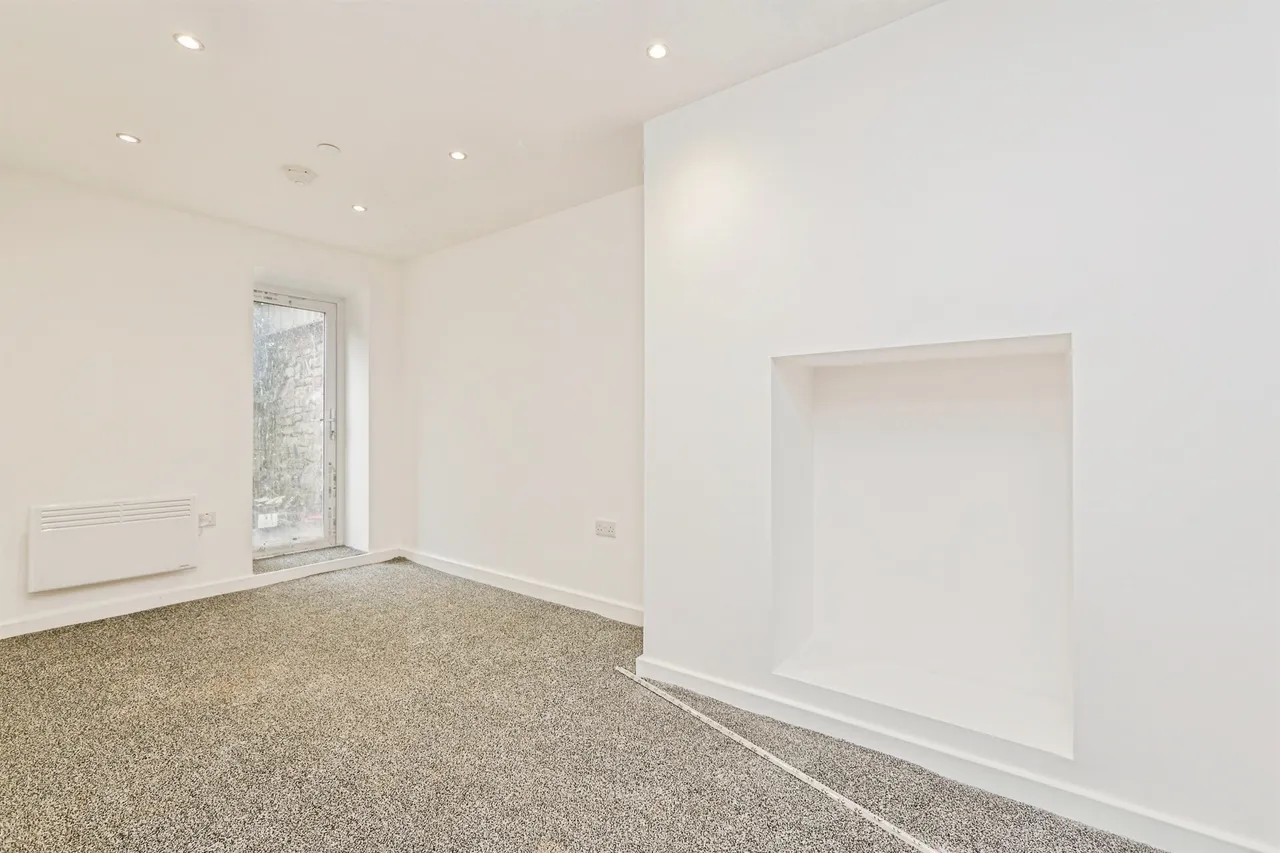 Holton Road, Barry, CF63, photo 6