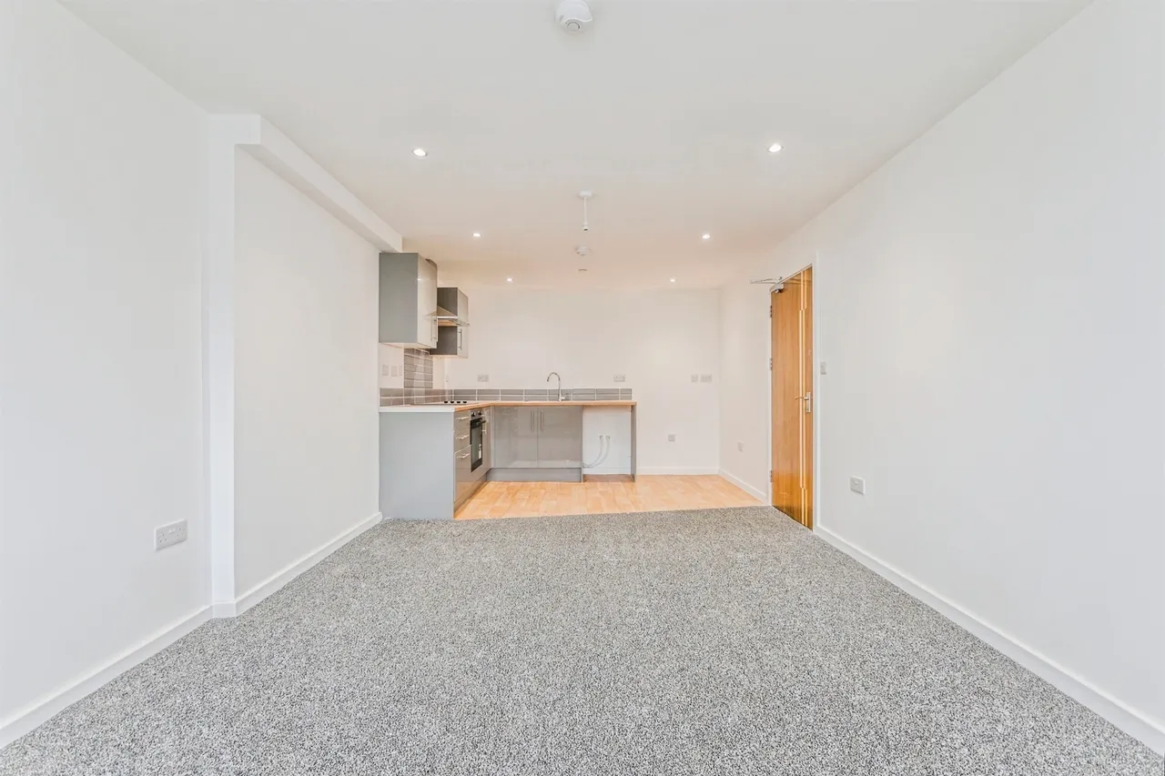 Holton Road, Barry, CF63, photo 17