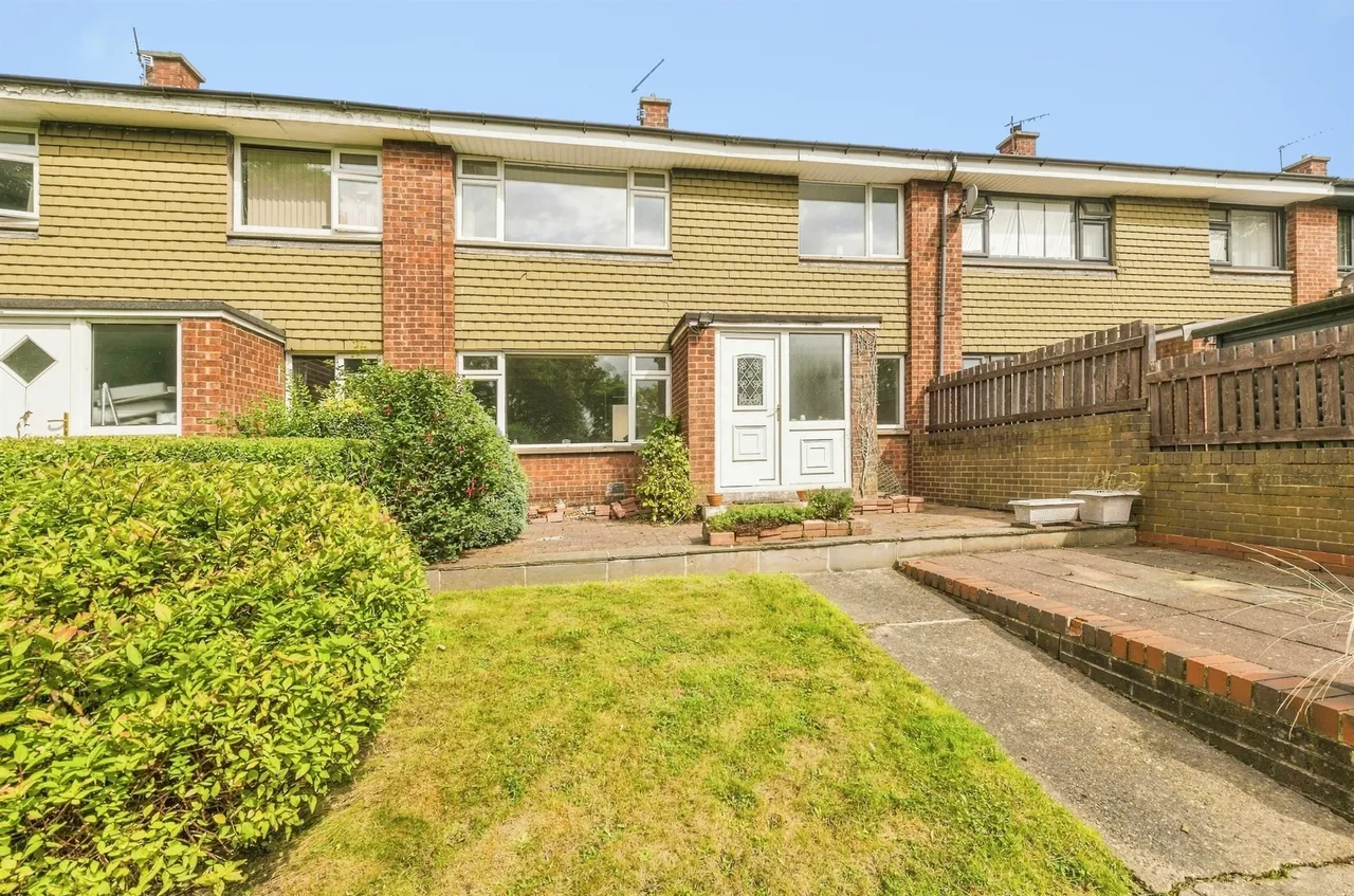 Wyvern Close, Batley, WF17, photo 11