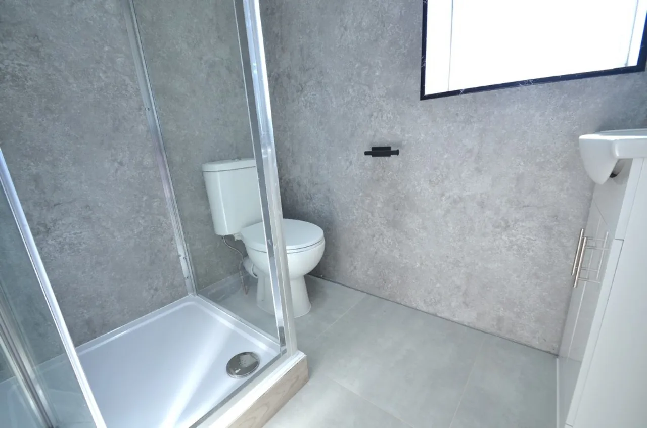 Elizabethan Close, Stanwell, photo 3