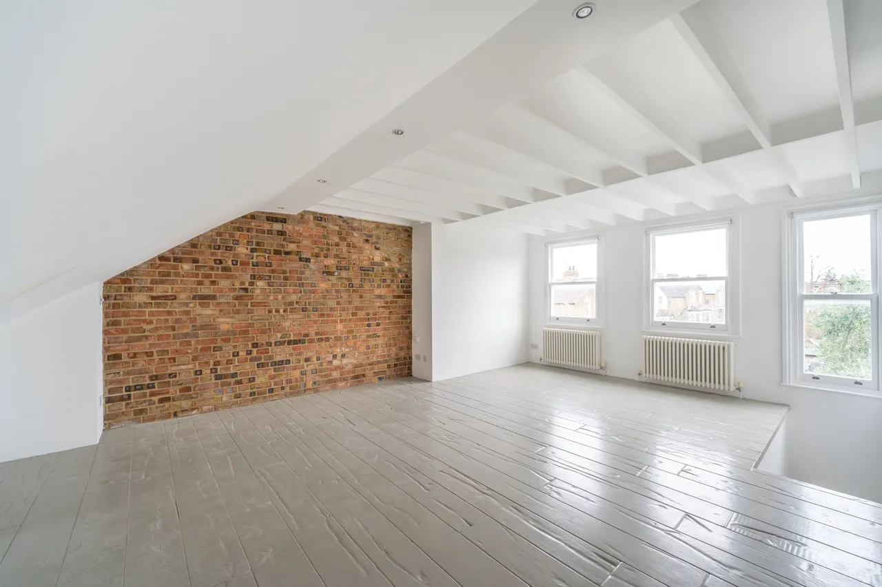 28 Sellons Avenue, London, photo 8