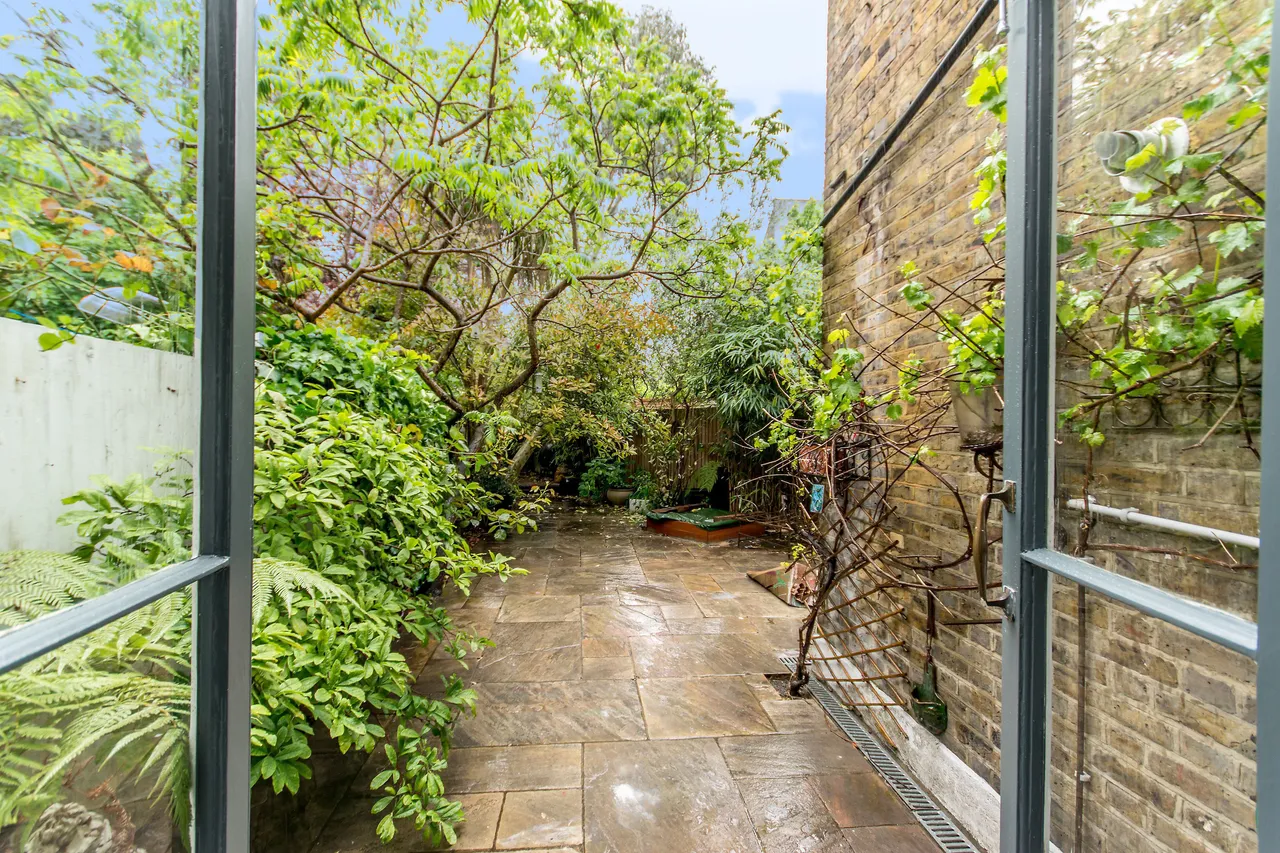 28 Sellons Avenue, London, photo 7