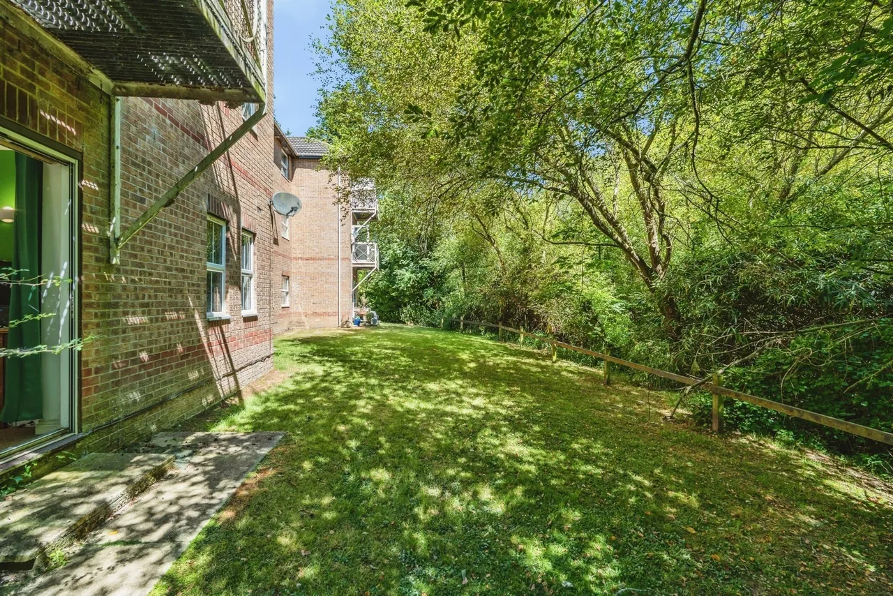 Middle Road, Southampton, SO19, photo 12